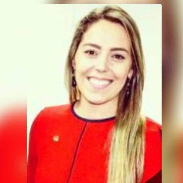 Foto de perfil de advogada antes da sessão