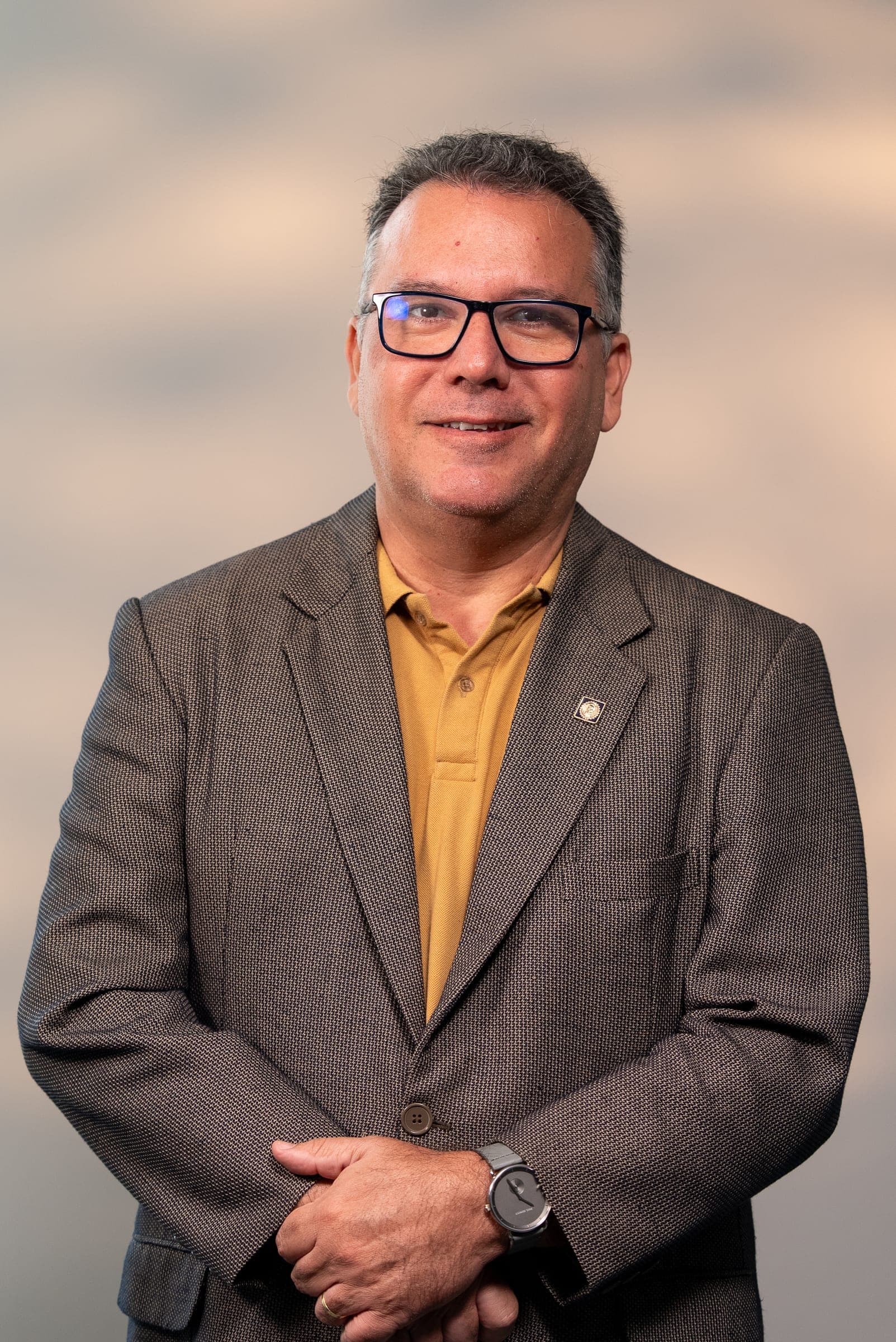 Retrato profissional de engenheiro de terno – Mútua-ES, Vitória – ES